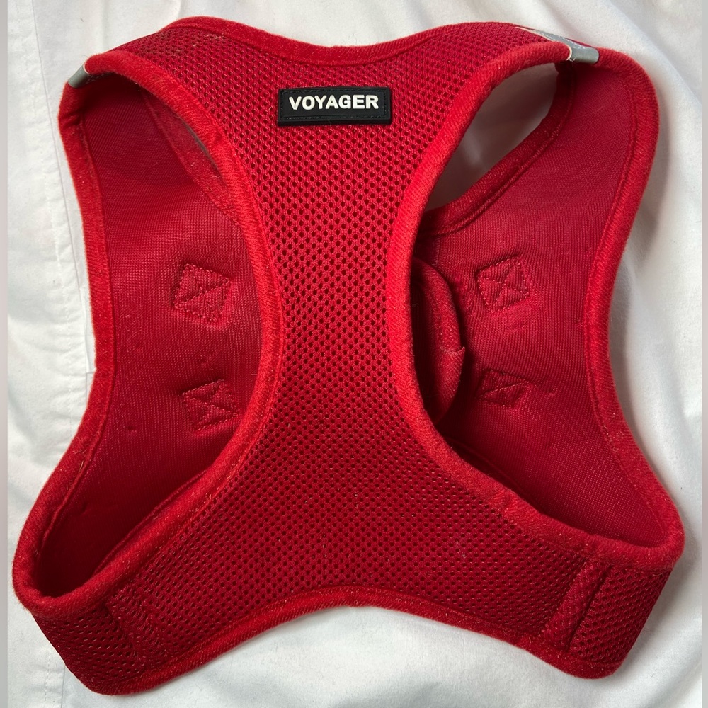 Voyager Dog Harness buckles and‎ velcros closed size XL
